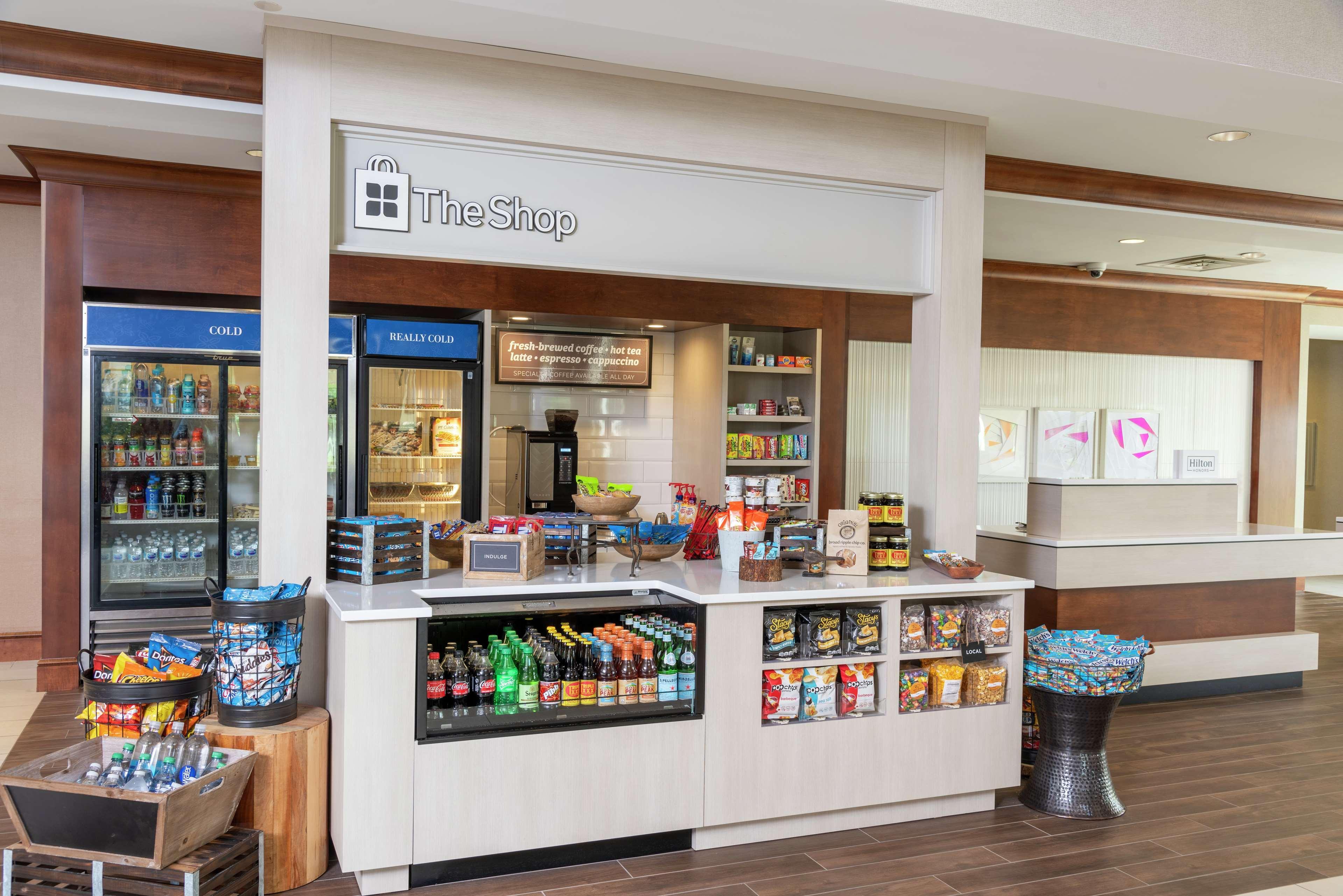 Hilton Garden Inn Indianapolis South/Greenwood Екстер'єр фото